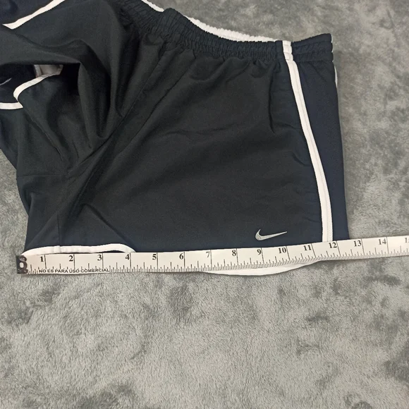 Nike Women's Black Athletic Dri-fit Shorts Lined Size Medium - Picture 8 of 10